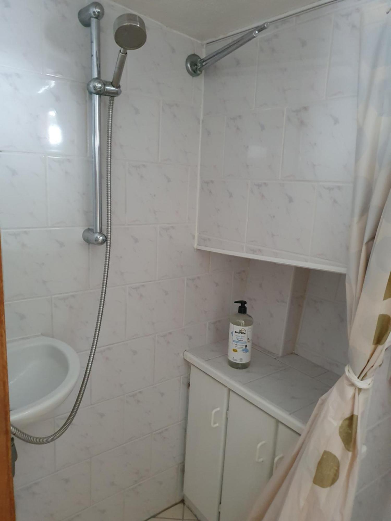 La Cour Des Marotiers Bed & Breakfast Mareuil-sur-Ay Bilik gambar